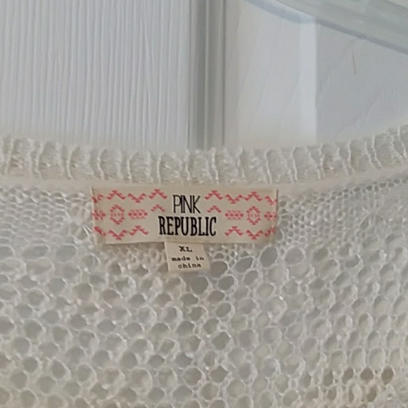 Sweater - Picture 2 of 3